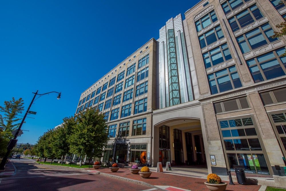 LAZARUS BUILDING: 150 S Front St, Columbus, OH 43215